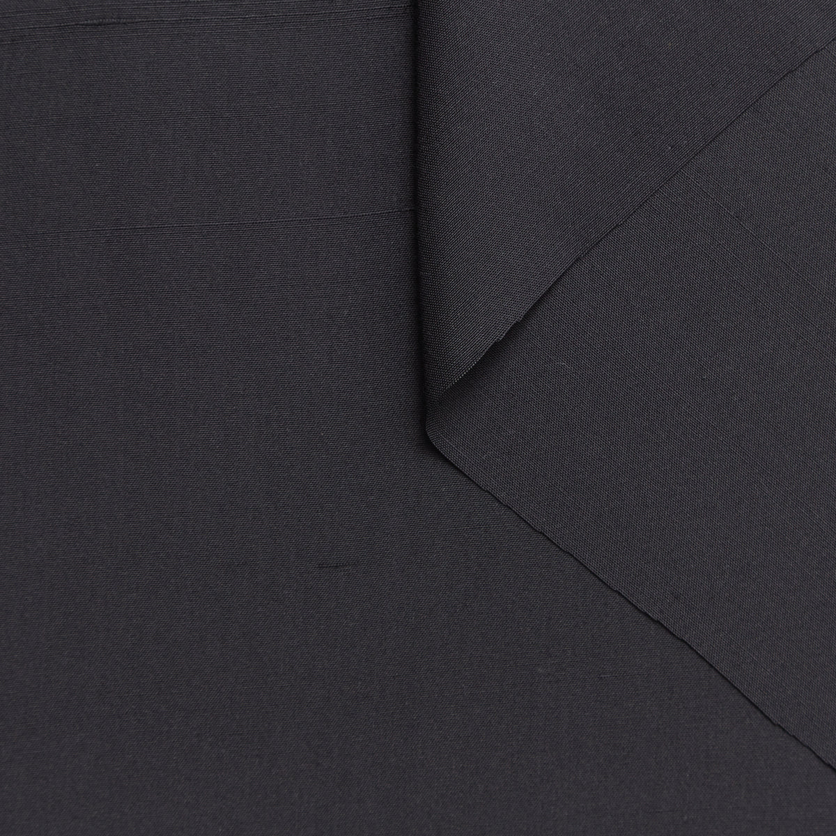 T23V05877 | Textured Silk Drap