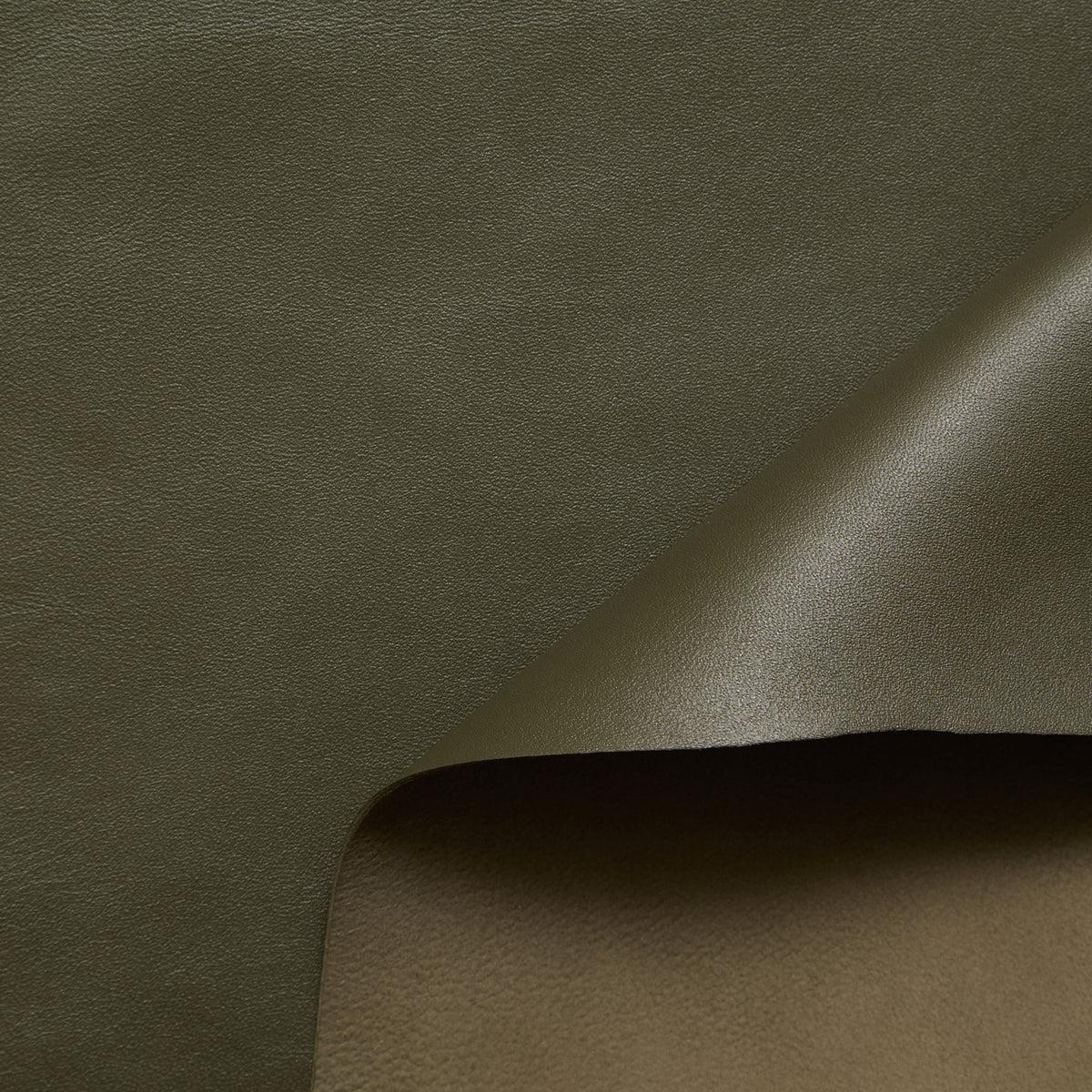 C24A00256 | Agneau Pleine Fleur Satiné Souple