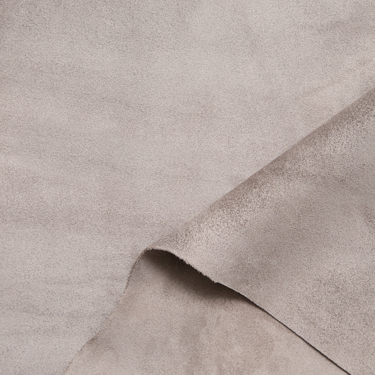 C24A00257 | Veau Suédé