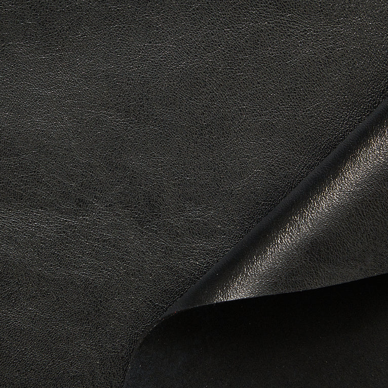 C24BL0014 | Full Grain Varnished Lamb - view 1