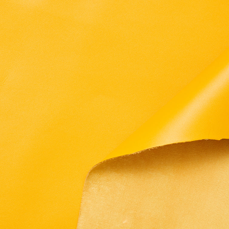 C24CL0167 | Full Grain Satinated Nappa Lamb - view 2