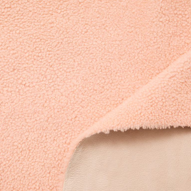 C24CS0180 | Curly Sheep Shearling - view 2
