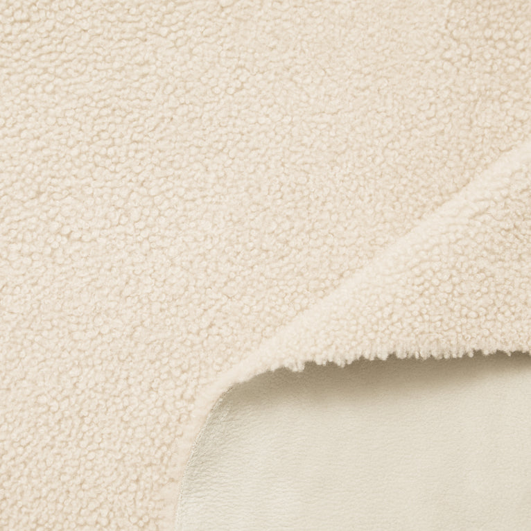 C24CS0180 | Curly Sheep Shearling - view 4