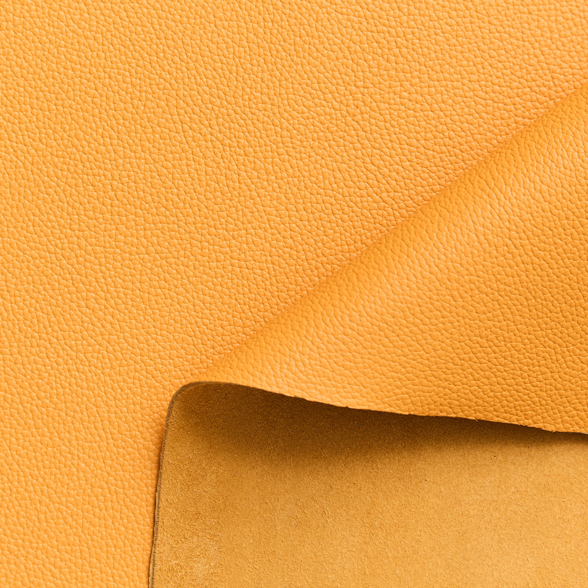 C25D00350 | Taurillon Pleine Fleur Satiné Souple