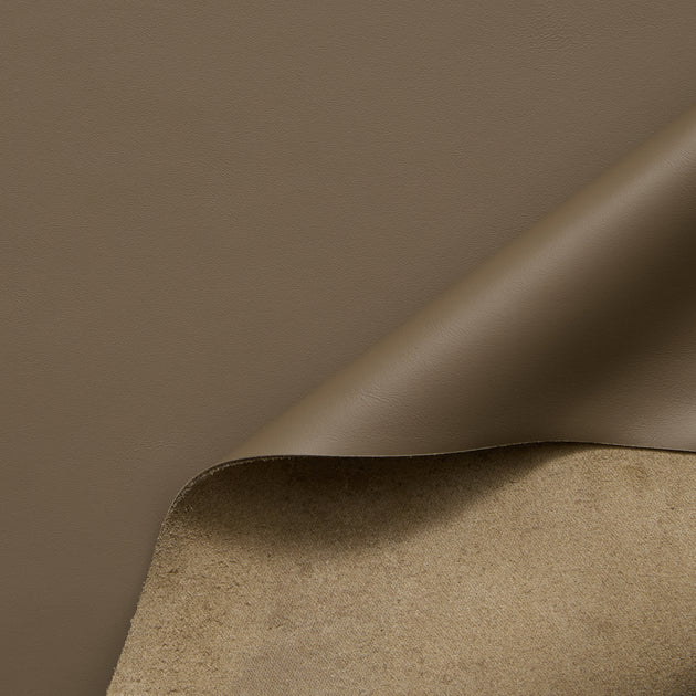 C26B00456 | Full Grain Mat Supple Cow
