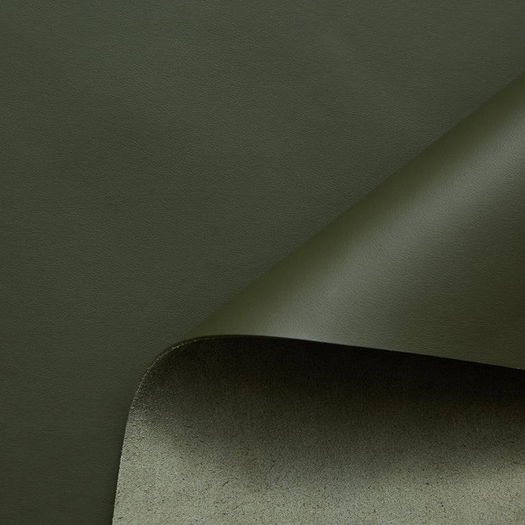 C26B00464 | Top Grain Mat Stiff Cow - view 1