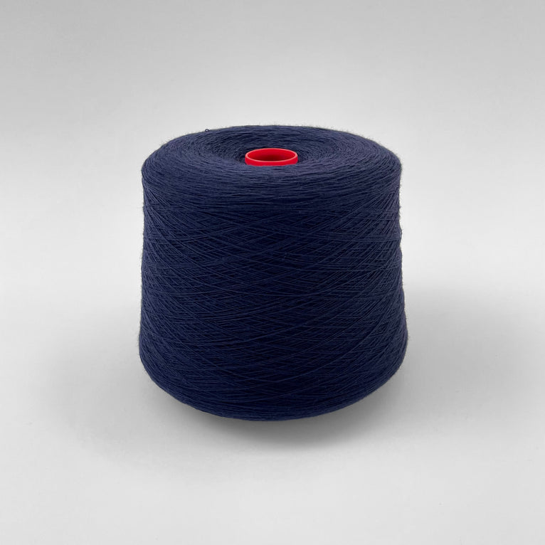 F24A09709 | Merino Wool Single Yarn - view 2