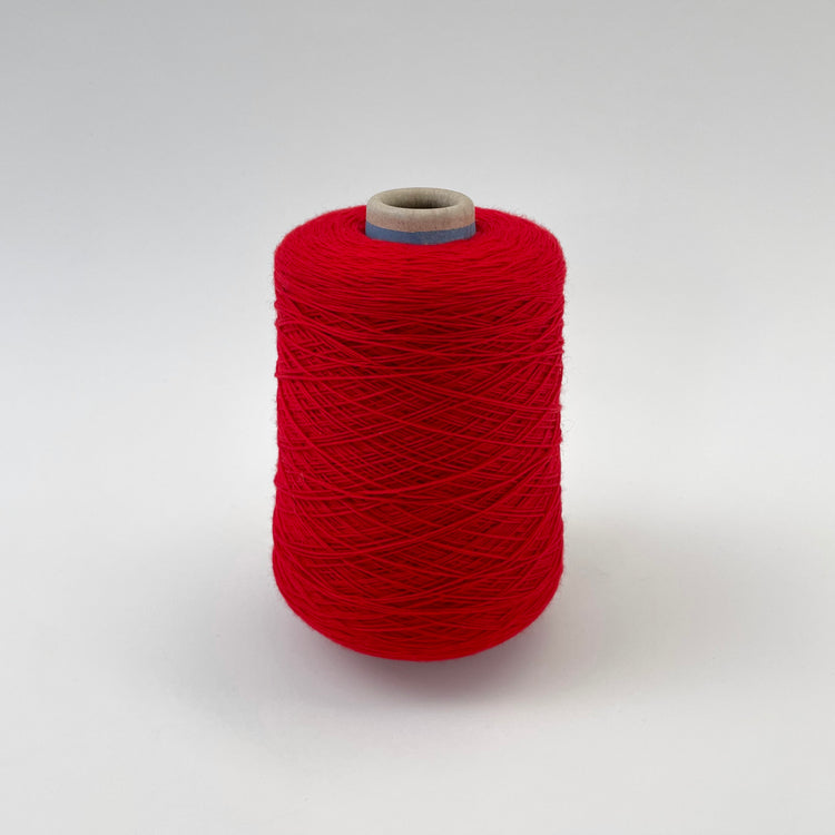 F24A09710 | Merino Wool Cable Yarn - view 2