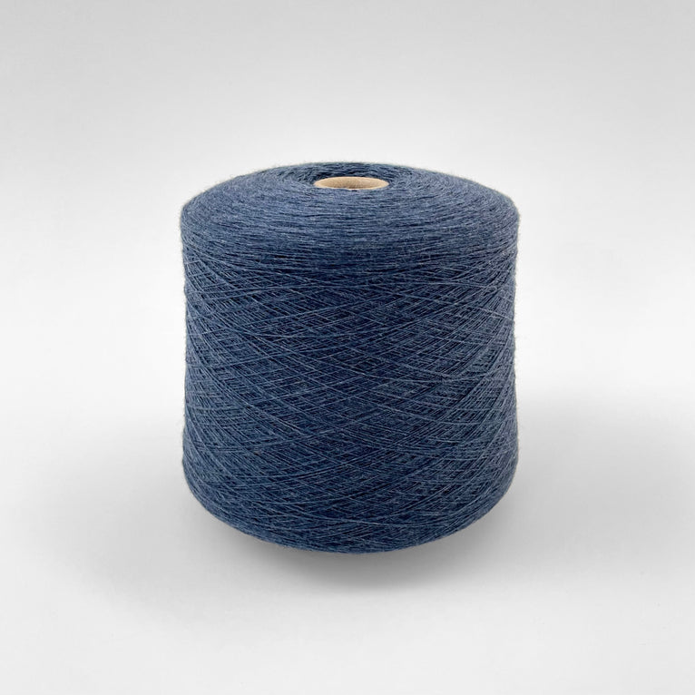 F24A09724 | Merino Wool Single Yarn - view 2