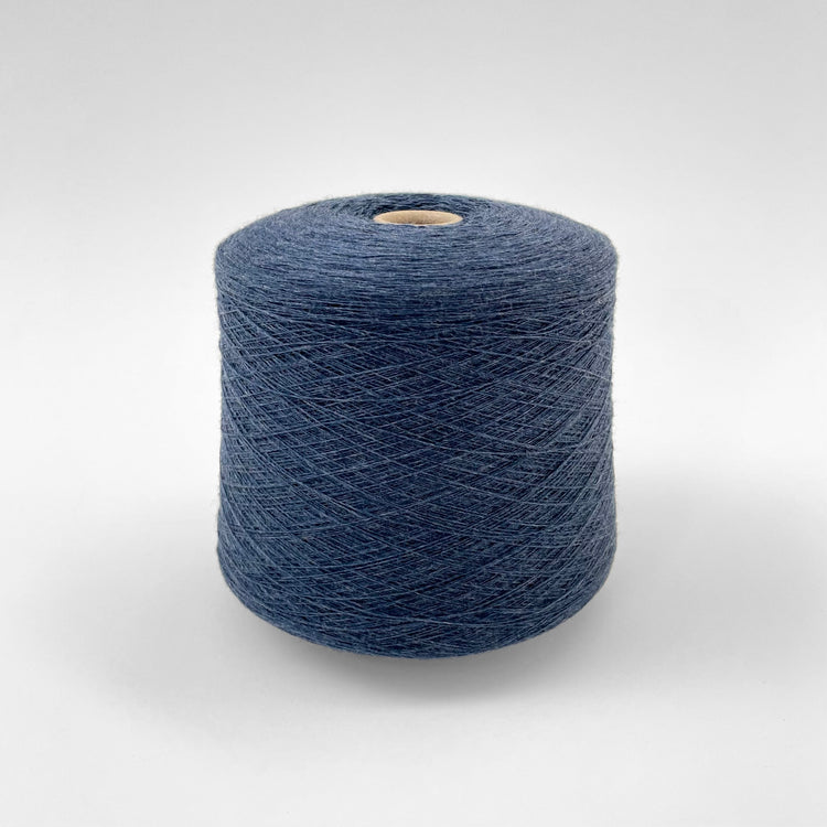 F24A09724 | Merino Wool Single Yarn - view 2