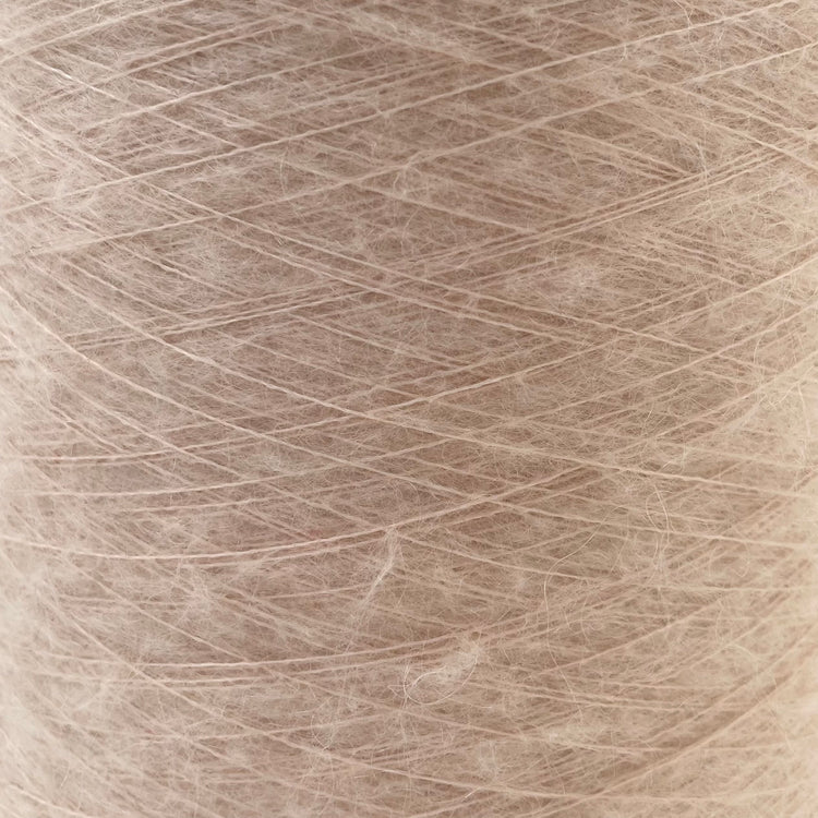 F24A09729 | Mohair Fluffy Yarn - view 1