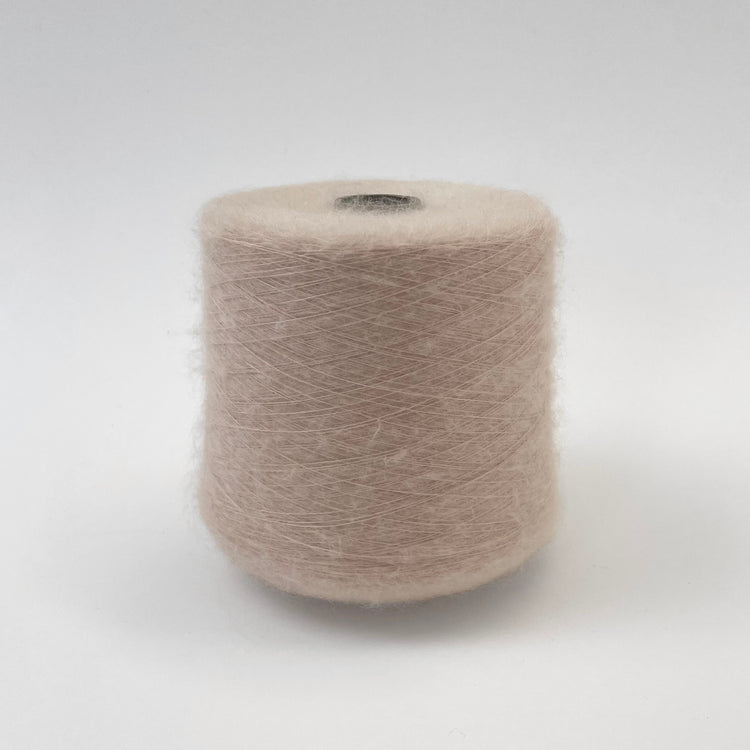 F24A09729 | Mohair Fluffy Yarn - view 2