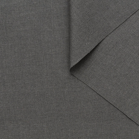 T22A01870 | Diagonal Suiting