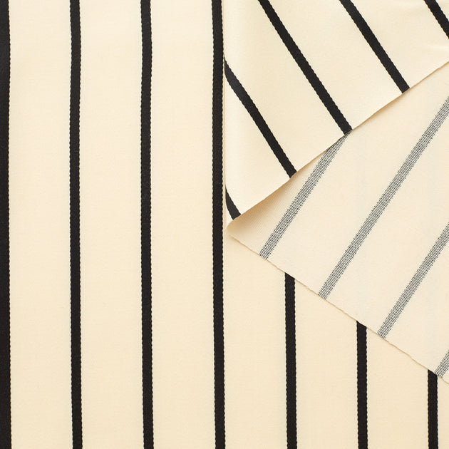 T22A01891 | Striped Wool Matt Satin