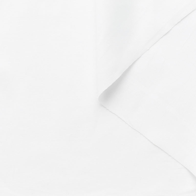 T22A01946 | Cotton Batiste - view 1