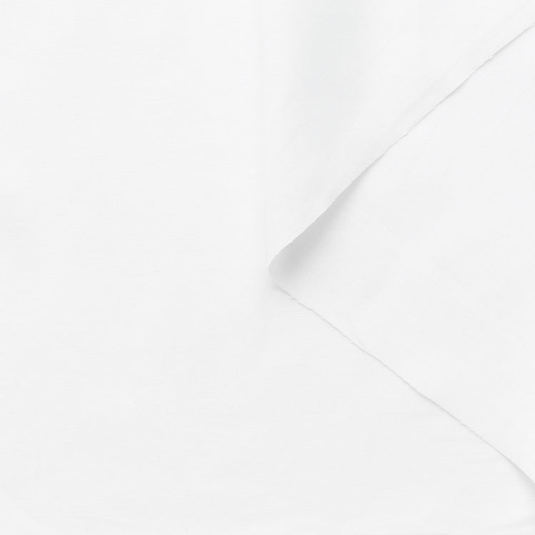 T22A01946 | Cotton Batiste - view 1