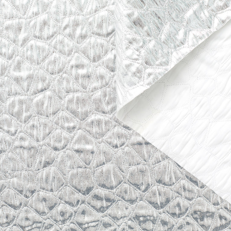 T22A01972 | Croc Quilted Lamé - view 1
