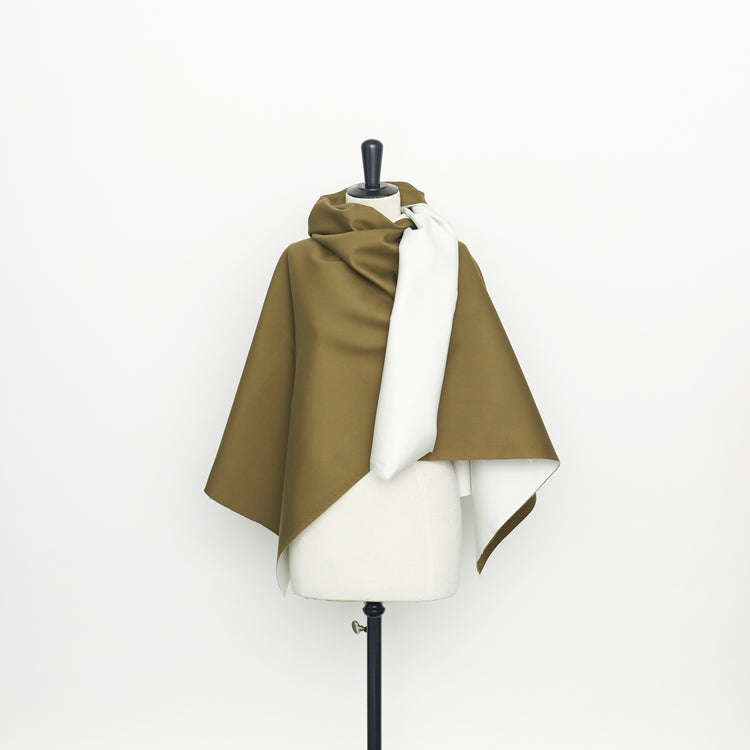 T22A01988 | Bicolour Bonded Satin - view 2