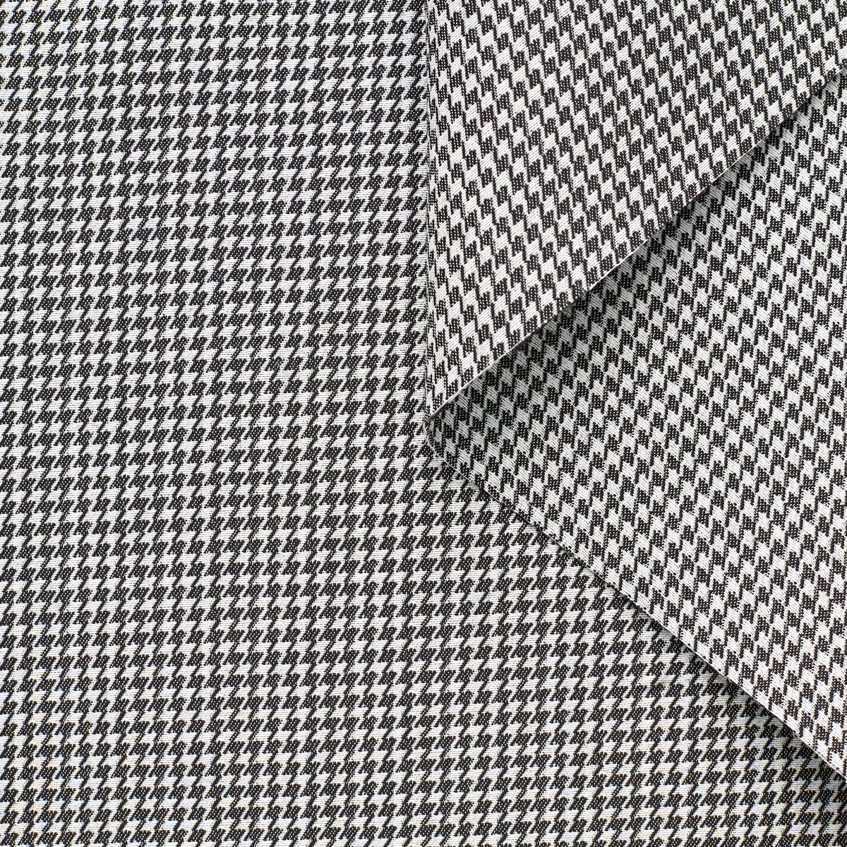 T22A02015 | Splittable Houndstooth Crepe