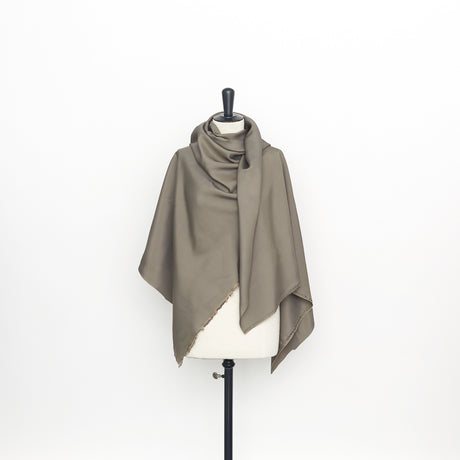  Viscose & Silk Fluid Twill