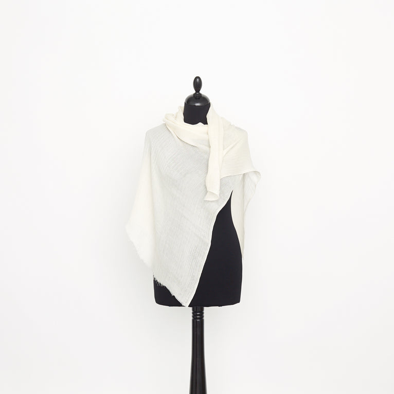 T22A02075 | Splittable Silk &amp; Cotton Gauze - view 2