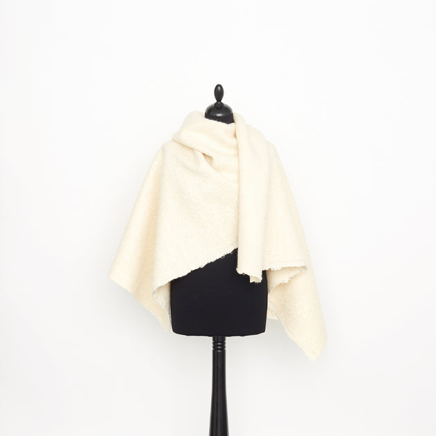 T22A02081 | Bouclé Wool & Mohair Tweed
