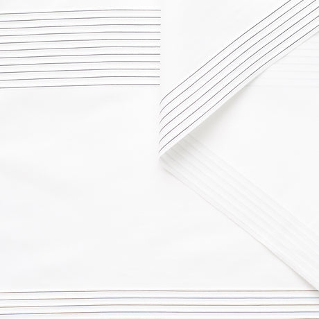 T22A02102 | Pintuck Cotton Poplin