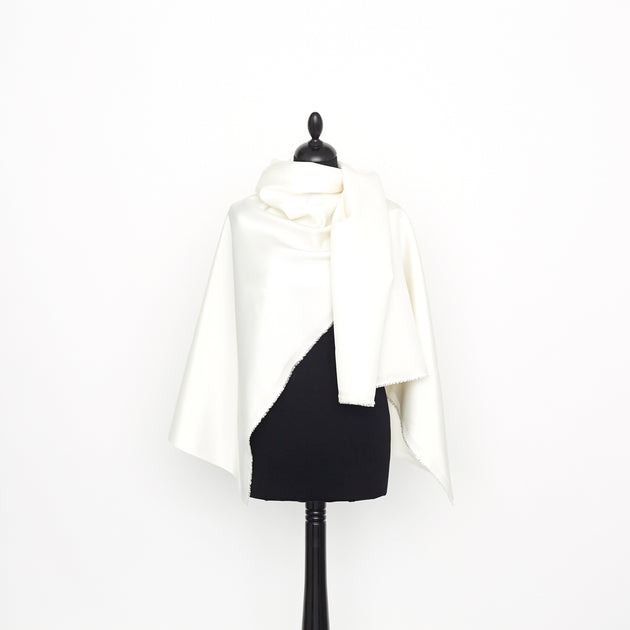 t22a02177 | Sergé Technique Brillant