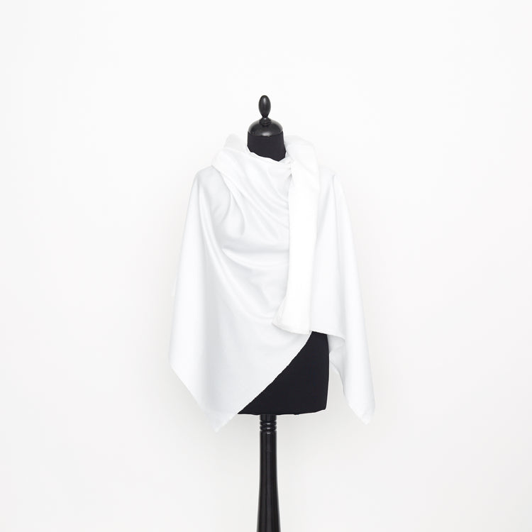 T22A02204 | Lustre Cotton Poplin - view 2