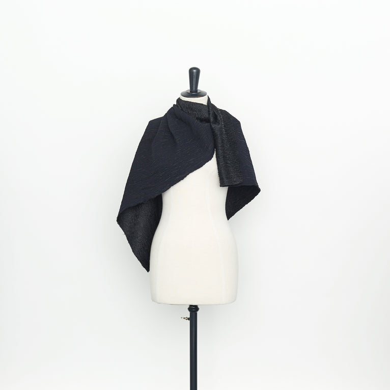 T22A02257 | Silk Cloque Jacquard - view 2