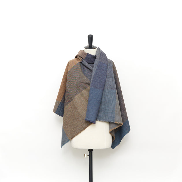 T22A02265 | Melange Check