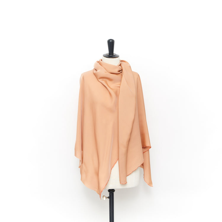 T22A02330 | Silk &amp; Viscose Charmeuse - view 2