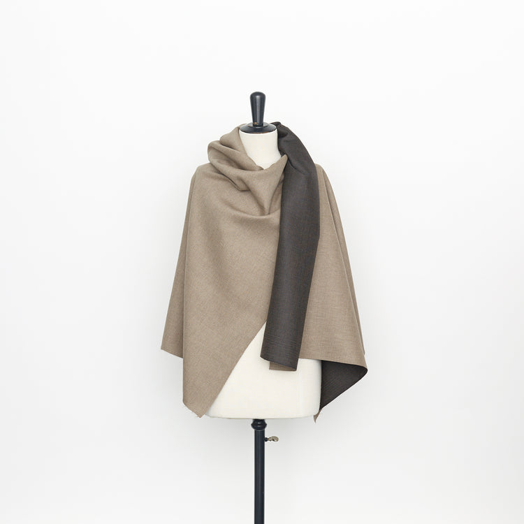 T22A02339 | Bonded Wool Suiting - view 2