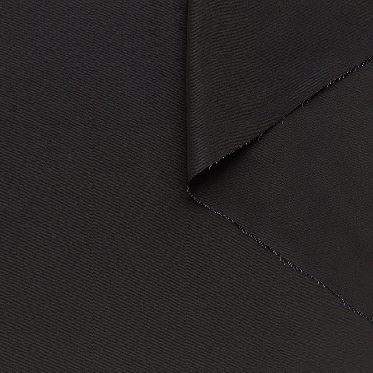 T22A02348 | Lustre Fluid Twill - view 1