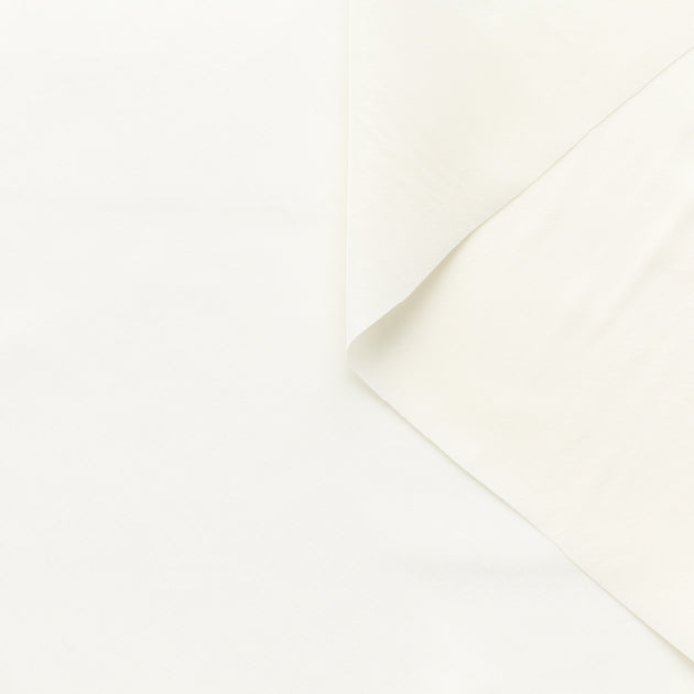 T22A02348 | Lustre Fluid Twill