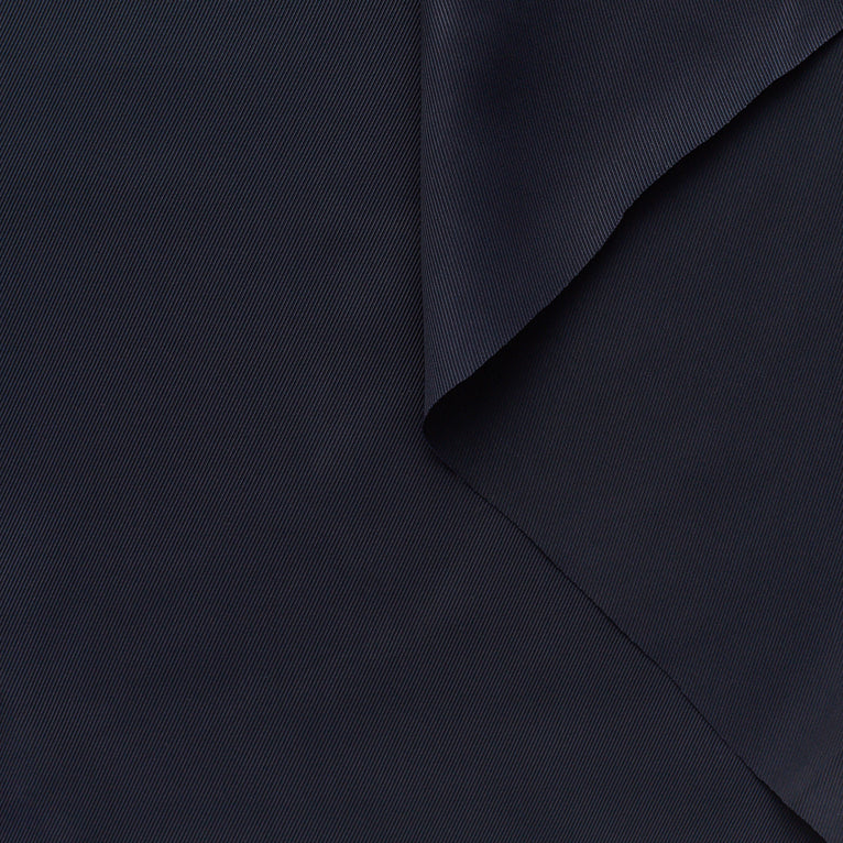 T22A02474 | Matt Diagonal Viscose - view 4