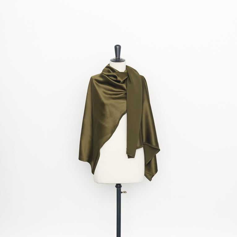 T22A02494 | Silk Glossy Satin - view 3