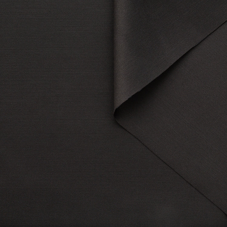 T22A02692 | Wool &amp; Silk Suiting - view 1