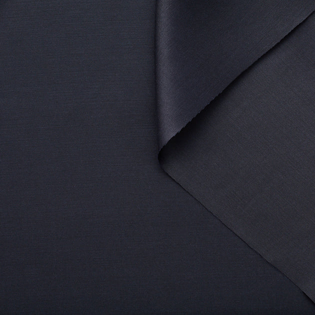 T22A02692 | Wool & Silk Suiting