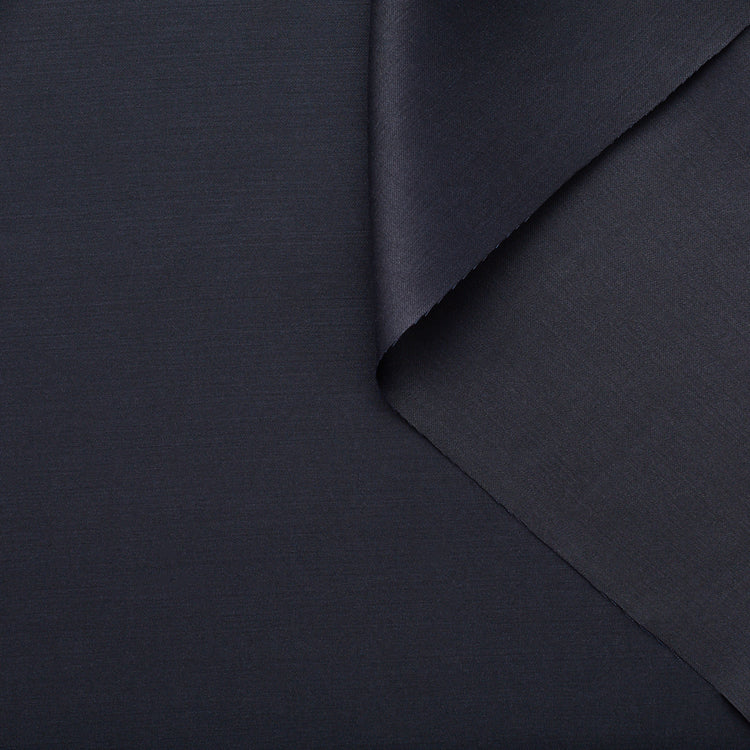 T22A02692 | Wool &amp; Silk Suiting - view 1