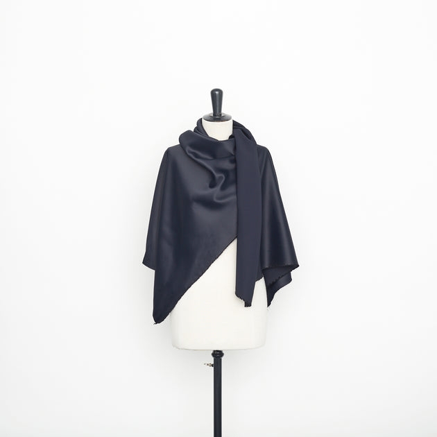 T22A02698 | Matt Fluid Satin