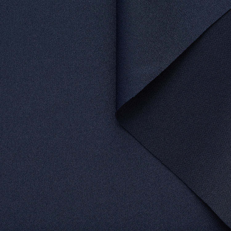 T22A02707 | Splittable Lustre Gabardine - view 1