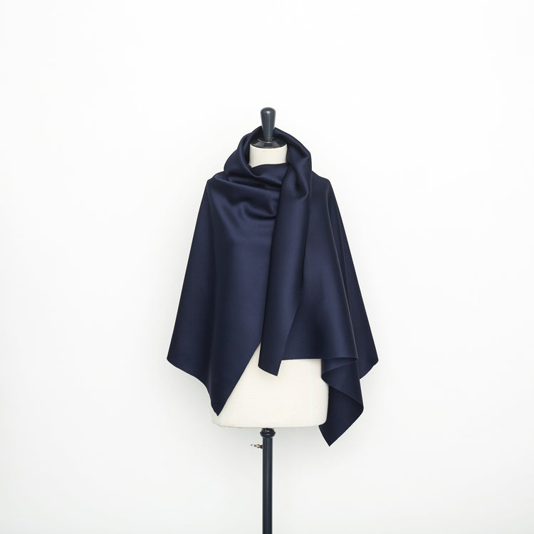 T22A02710 | Bonded Viscose Satin - view 2