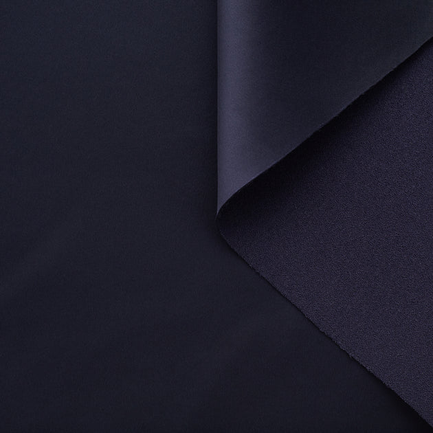 T22A02721 | Splittable Stretch Crepe Satin