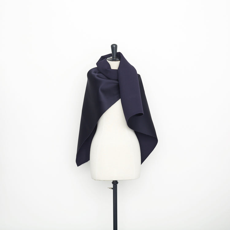 T22A02721 | Splittable Stretch Crepe Satin - view 2