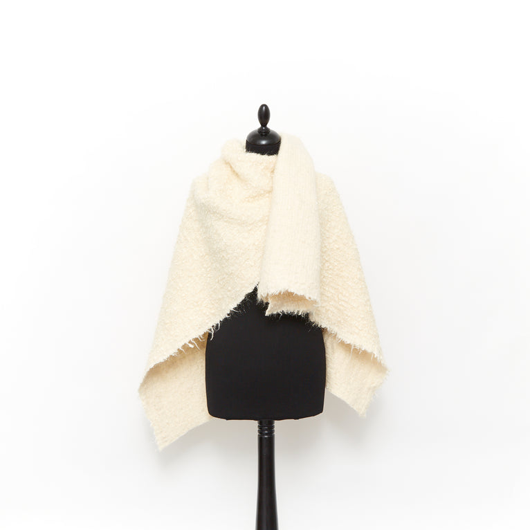 T22A02811 | Lurex Bouclé Tweed - view 2