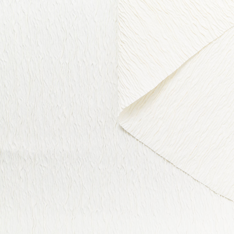 T22A02950 | Viscose &amp; Silk Cloqué - view 3