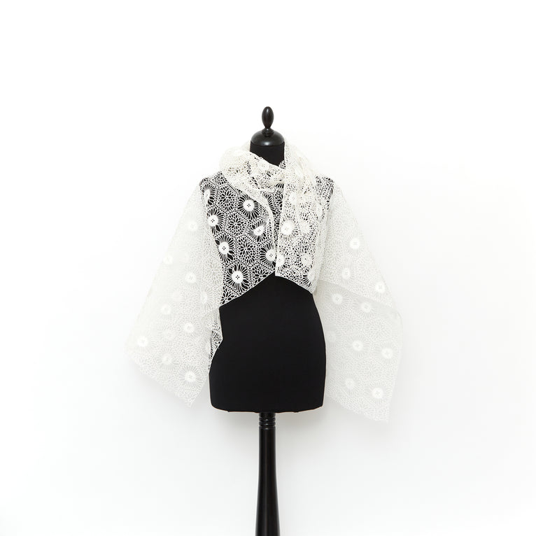 T22N01321 | Floral Guipure 27cm - view 2