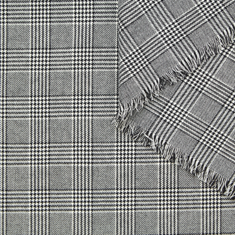 T22N01327 | Prince Of Wales Panels 95cm X 220cm - view 1