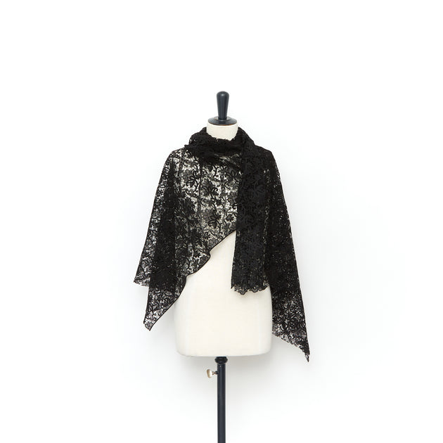 T22N01380 | Nylon Floral Guipure